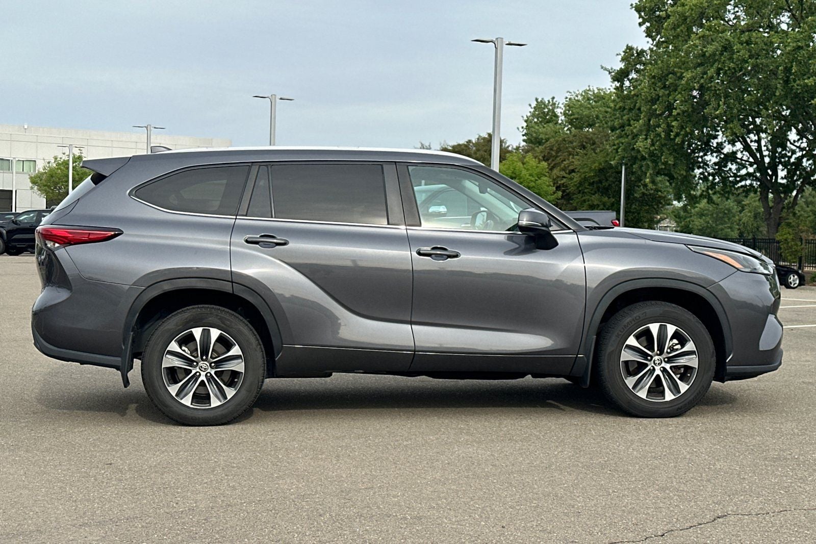 2023 Toyota Highlander — rear three-quarter view
