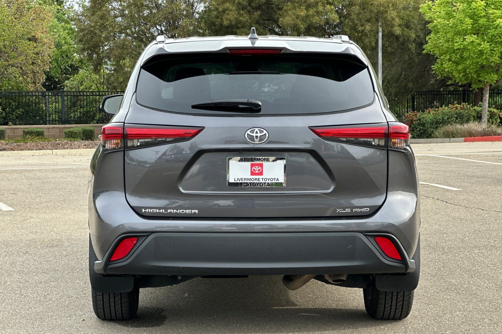 2023 Toyota Highlander — detail view