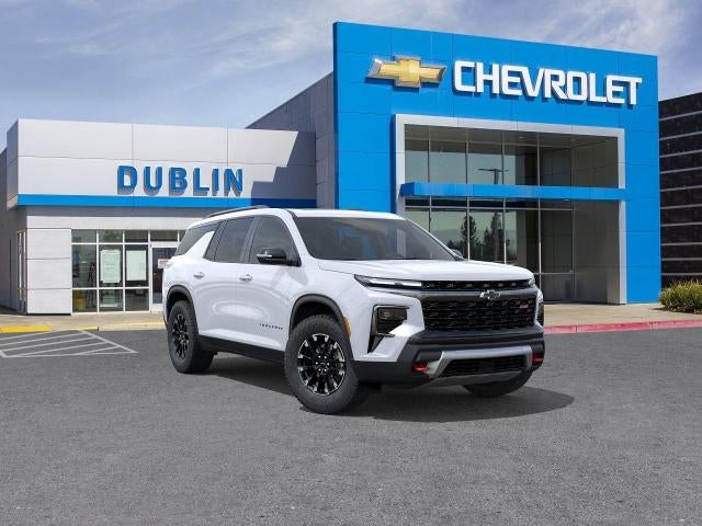 2026 Chevrolet Traverse Z71 in Polar White Tricoat — front three-quarter view