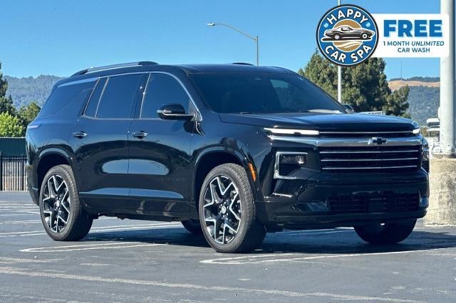 2025 Chevrolet Traverse High Country in Mosaic Black Metallic — front three-quarter view