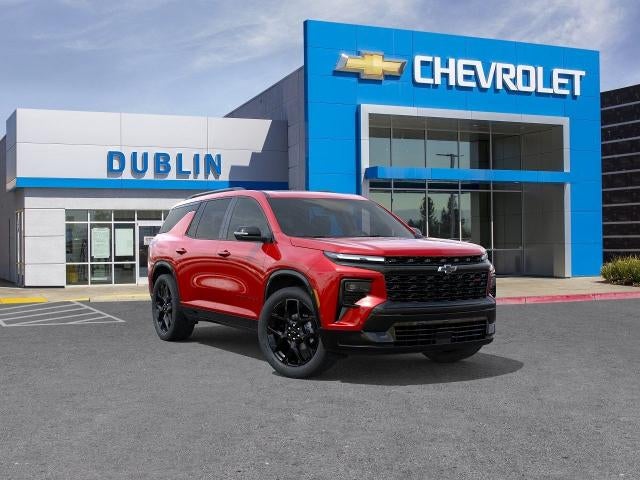 2026 Chevrolet Traverse RS in Radiant Red Tintcoat — front three-quarter view