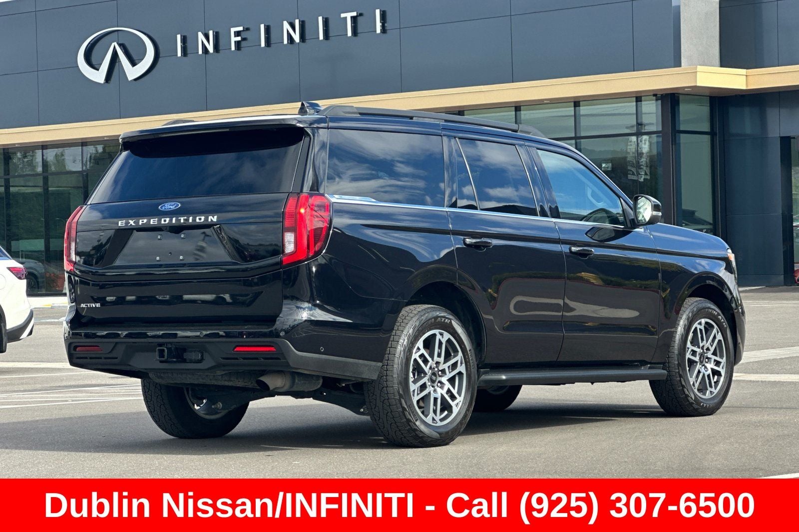 2025 Ford Expedition — interior view